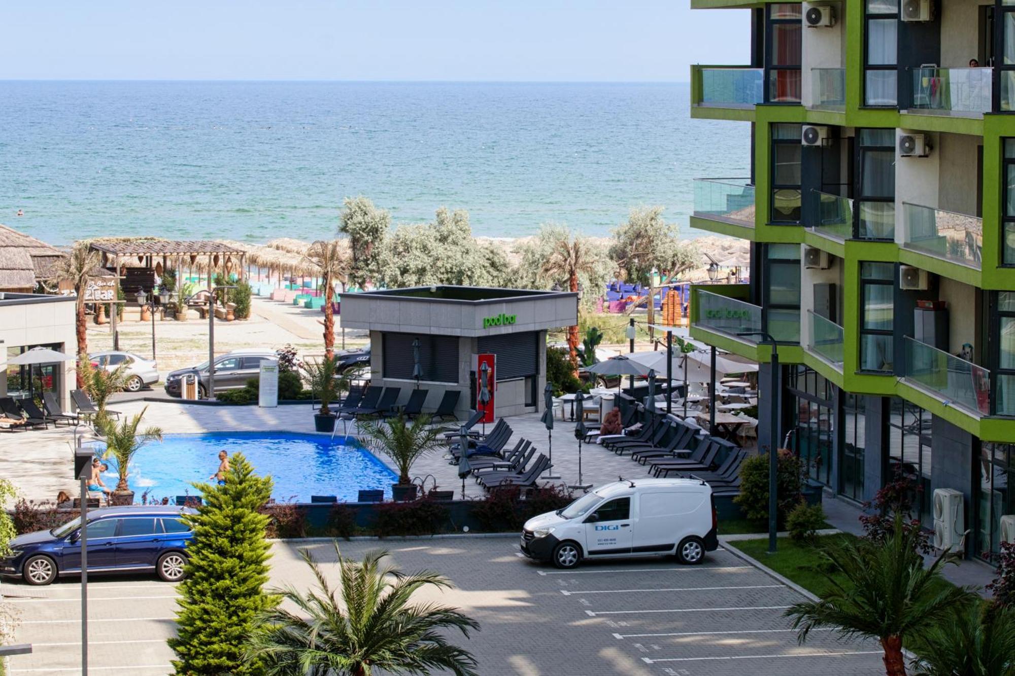 Purple Onyx - Pool & Spa Beach Resort Năvodari Екстериор снимка